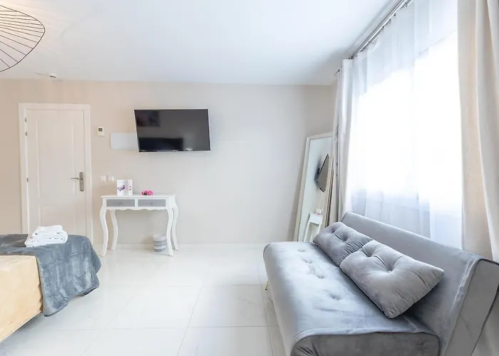 Hotel Residencia Deportiva Rozarossa Estepona