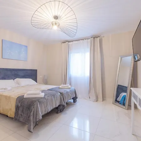Residencia Deportiva Rozarossa Otel *
