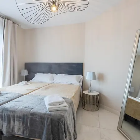 Otel Residencia Deportiva Rozarossa Estepona