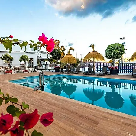 Residencia Deportiva Rozarossa * Estepona