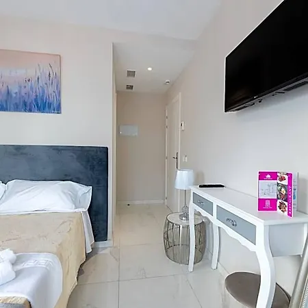 Otel Residencia Deportiva Rozarossa *