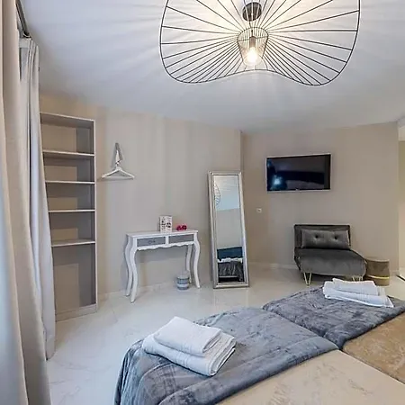 Residencia Deportiva Rozarossa Otel *