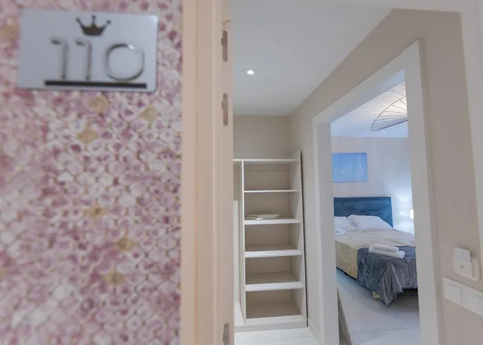 Готель Residencia Deportiva Rozarossa *