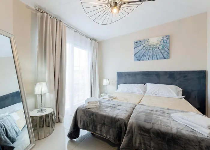 Hotel Residencia Deportiva Rozarossa Estepona