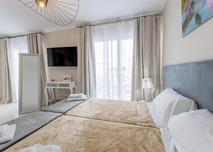 Готель Residencia Deportiva Rozarossa