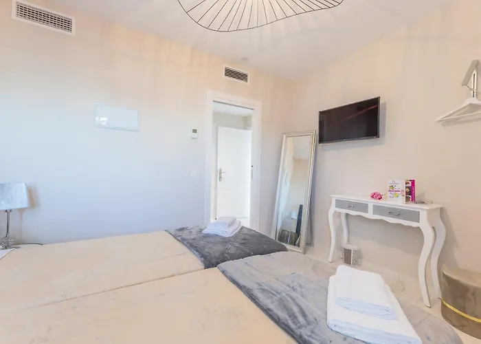 Residencia Deportiva Rozarossa Hotel Estepona